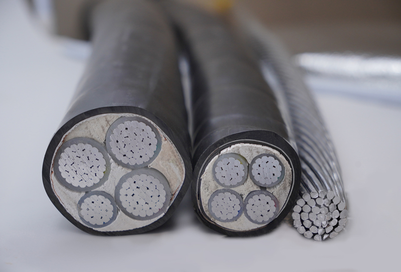 買(mǎi)鋁線(xiàn)纜找民興，庫(kù)存超充足，隨時(shí)剪米，歡迎來(lái)詢(xún)！